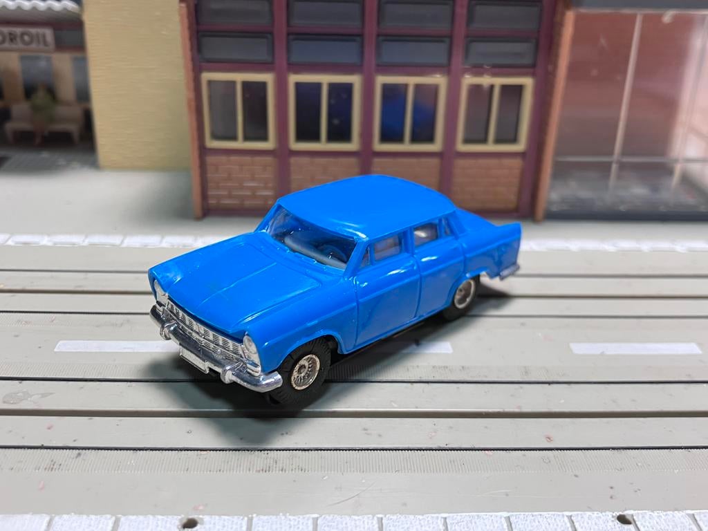 Faller AMS Fiat 1800B blauw met speciale blokmotor B4, Ophalen of Verzenden, Zo goed als nieuw, Elektrisch, Overige merken