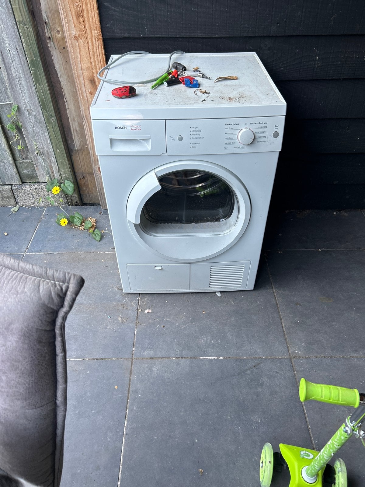 Gratis Bosch Maxx 6 droger voor oud ijzer, Ophalen of Verzenden, Niet werkend, Voorlader