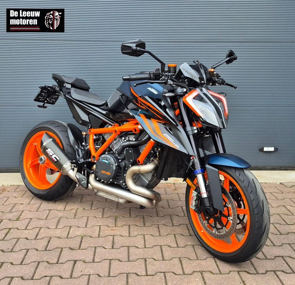 KTM 1290 SUPER DUKE R EVO | SC PROJECT | 2023 | LAGE KM, 2 cilinders, Bedrijf, De Leeuw motoren, Naked bike