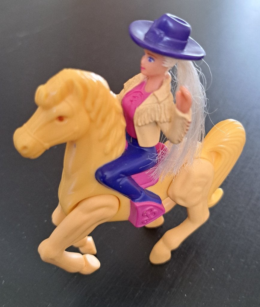 COUNTRY BARBIE met paard - 1994, Ophalen of Verzenden, Zo goed als nieuw, Barbie