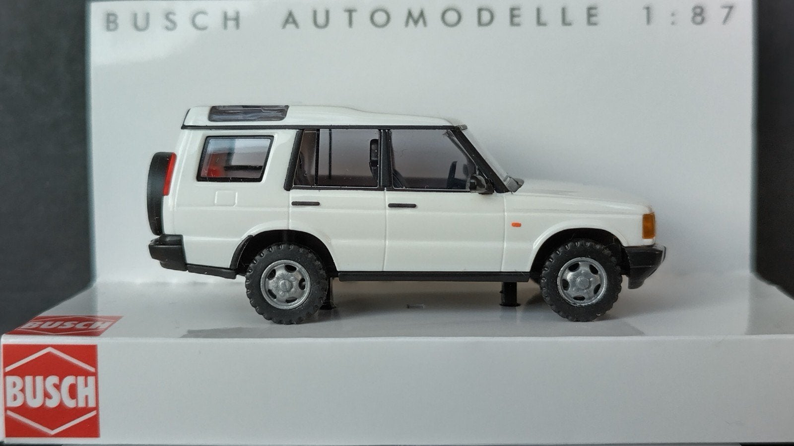 Land Rover Discovery mk1 White 1:87 Busch Pol, Overige merken, Auto, Verzenden, .