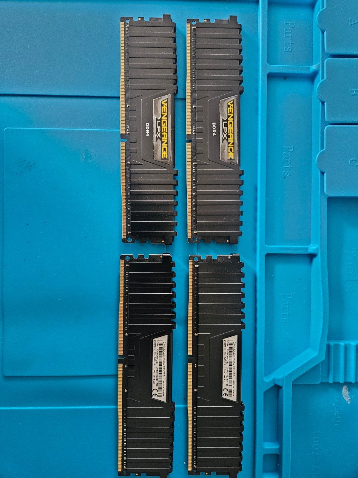 Corsair Vengeance LPX DDR4 RAM 32GB (4x8GB) 2133MHz, 32 GB, DDR4, Ophalen of Verzenden, Zo goed als nieuw
