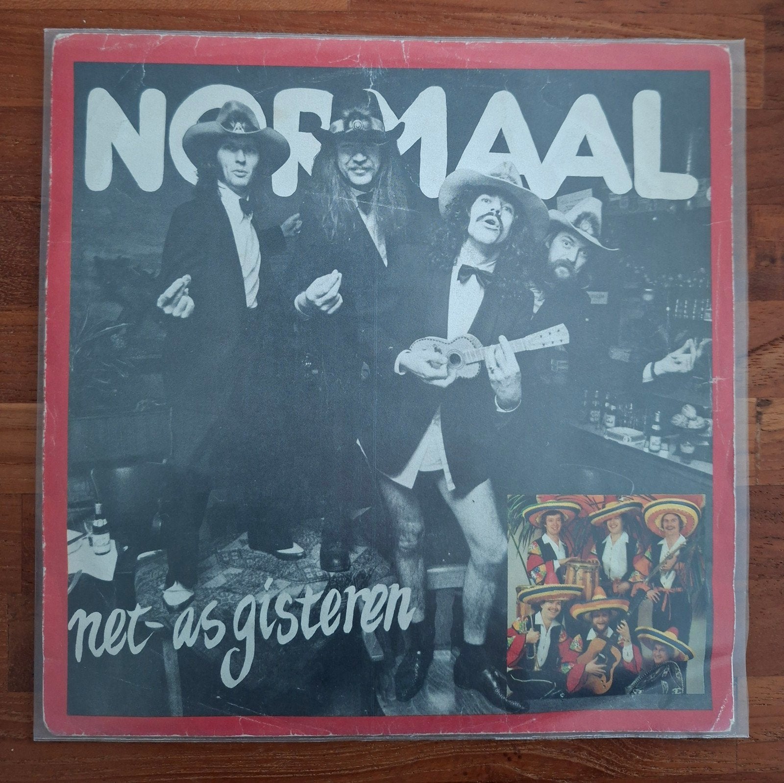 Normaal  - Net as gisteren  - Single is TOP, Cd's en Dvd's, Vinyl Singles, Ophalen of Verzenden, Gebruikt, 7 inch, Nederlandstalig