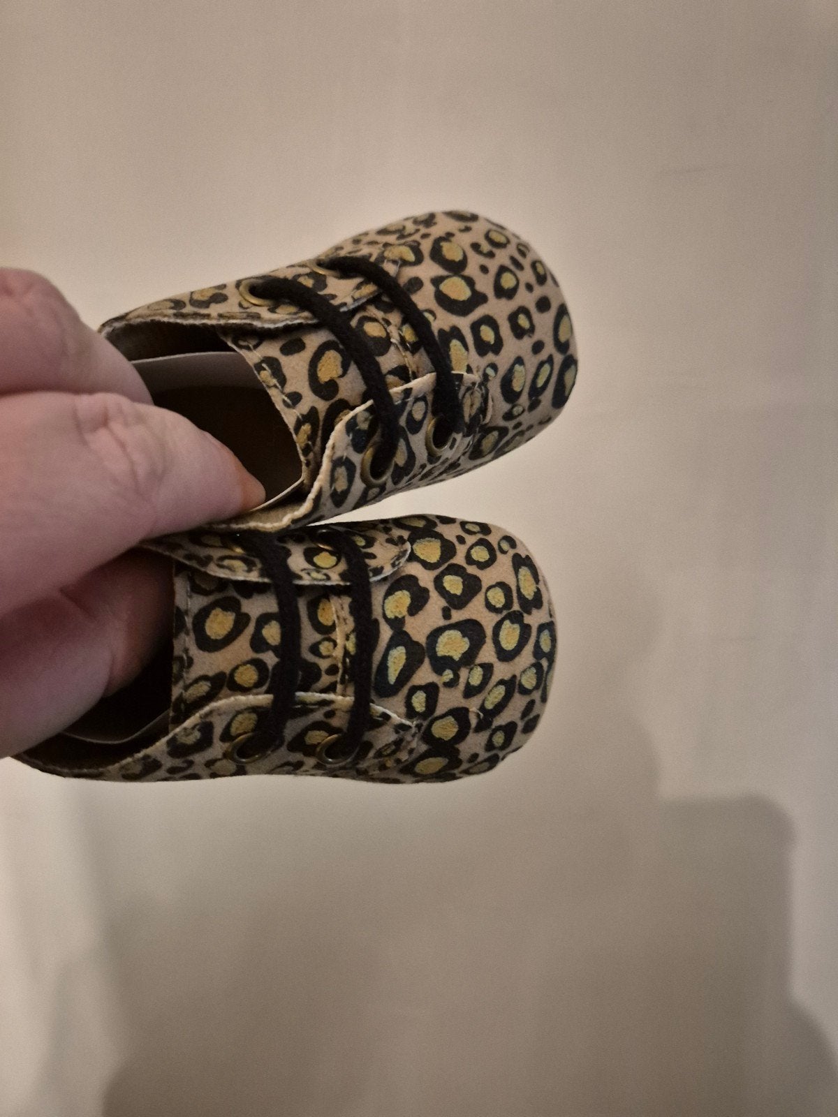 Leopardprint babyschoentjes - Maat 16/17 en maat 18/19, Ophalen, Schoentjes, Jongetje of Meisje, Zo goed als nieuw