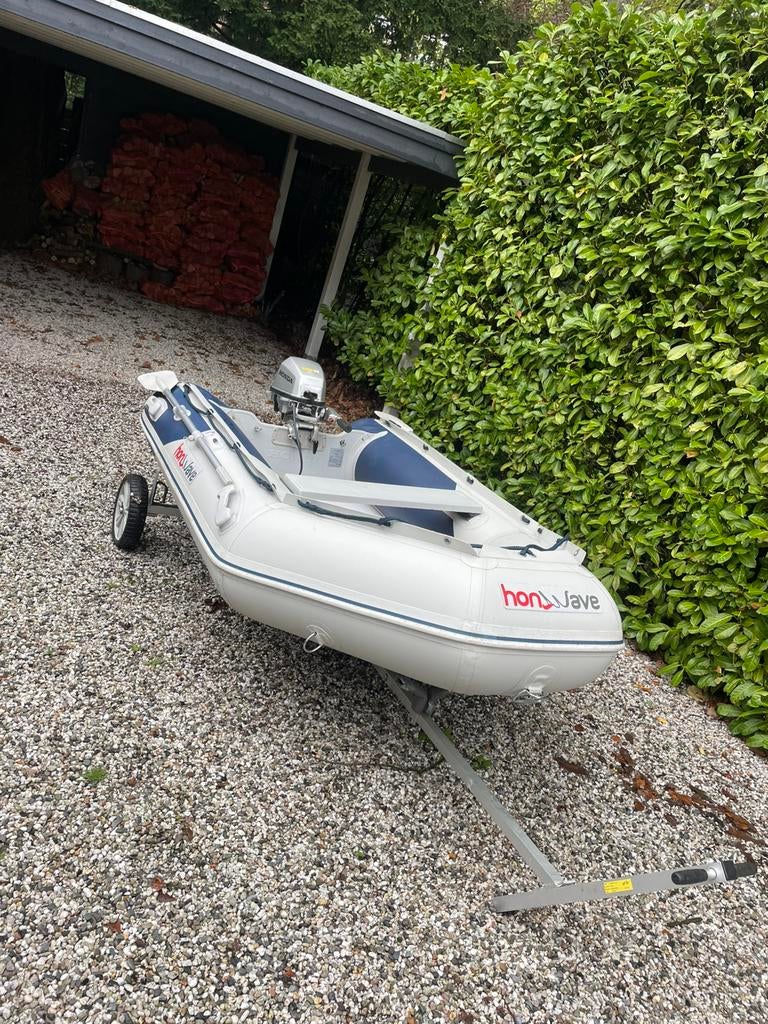 Honwave rubberboot + Honda 5PK 4-takt buitenboordmotor, Ophalen, Zo goed als nieuw, Motor en Techniek, Motorboot