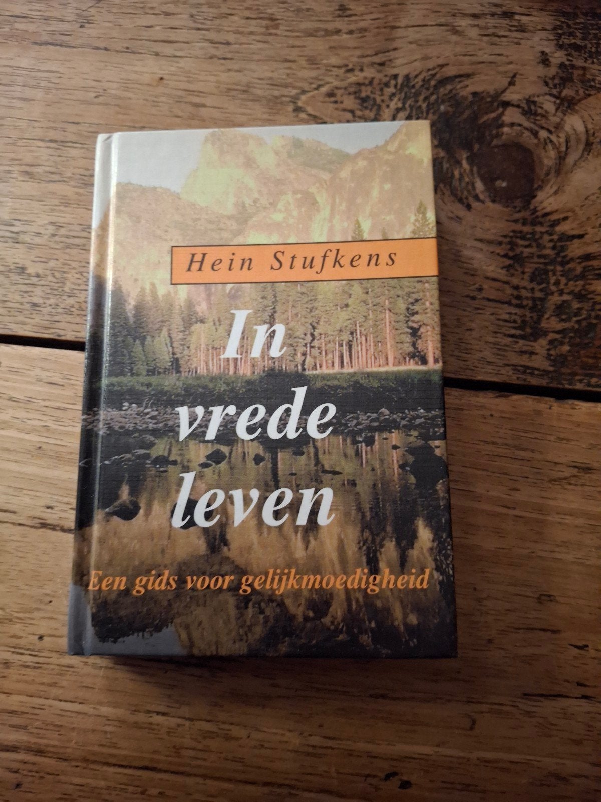 H. Stufkens - In vrede leven, Boeken, H. Stufkens, Achtergrond en Informatie, Astrologie, Ophalen of Verzenden