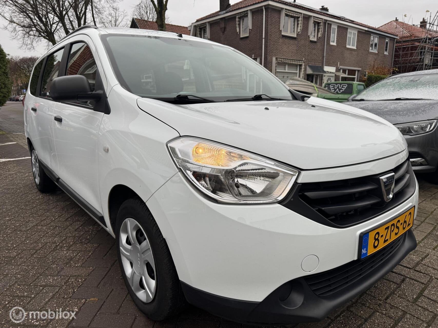 Dacia Lodgy 1.2 TCe Ambiance 5p., Auto's, Voorwielaandrijving, Euro 5, Gebruikt, 116 pk