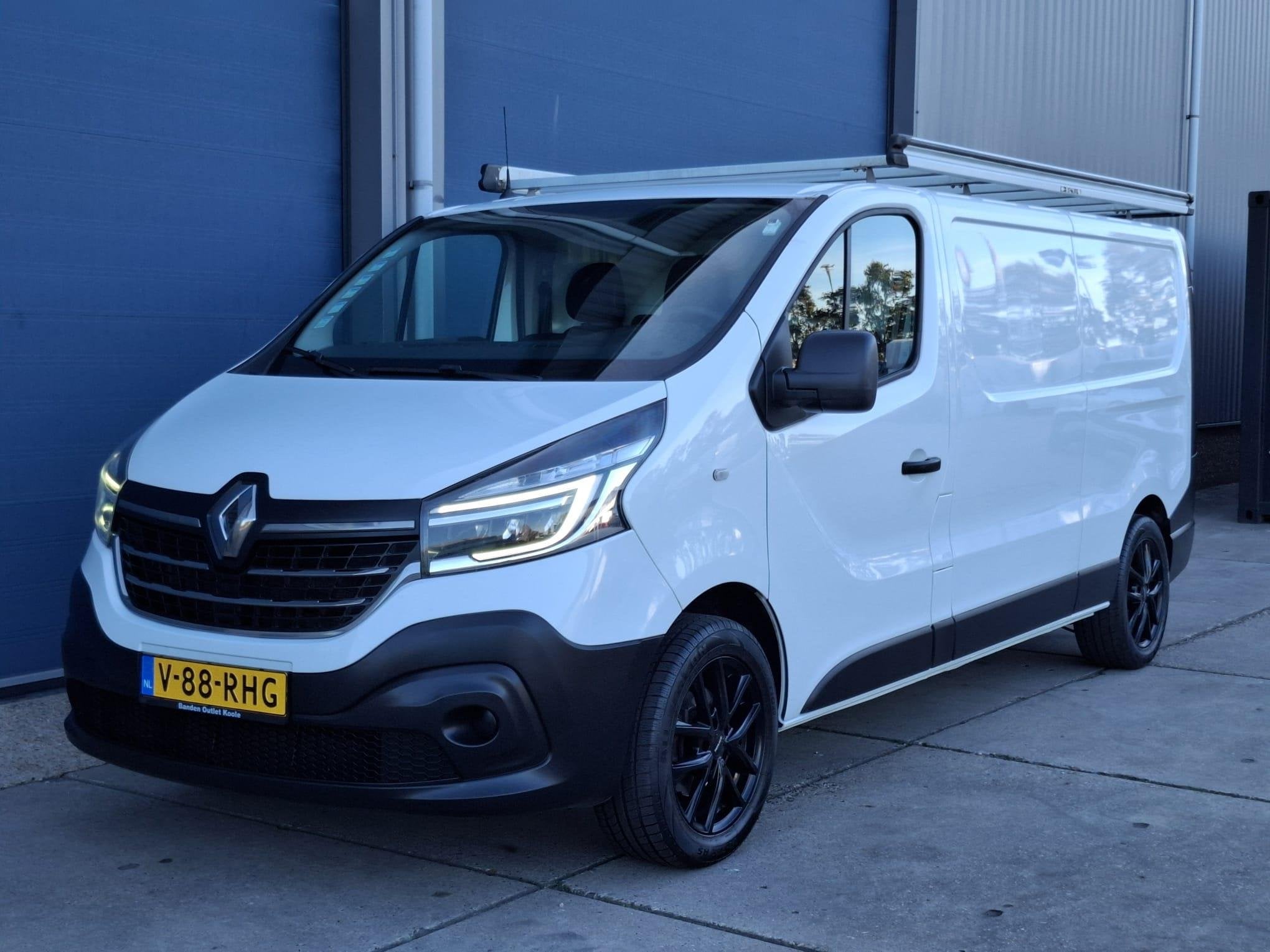 Renault Trafic 2.0 dCi 120 T29 L2H1 Luxe AIRCO / KASTEN INRI, Voorwielaandrijving, Stof, Gebruikt, Euro 6