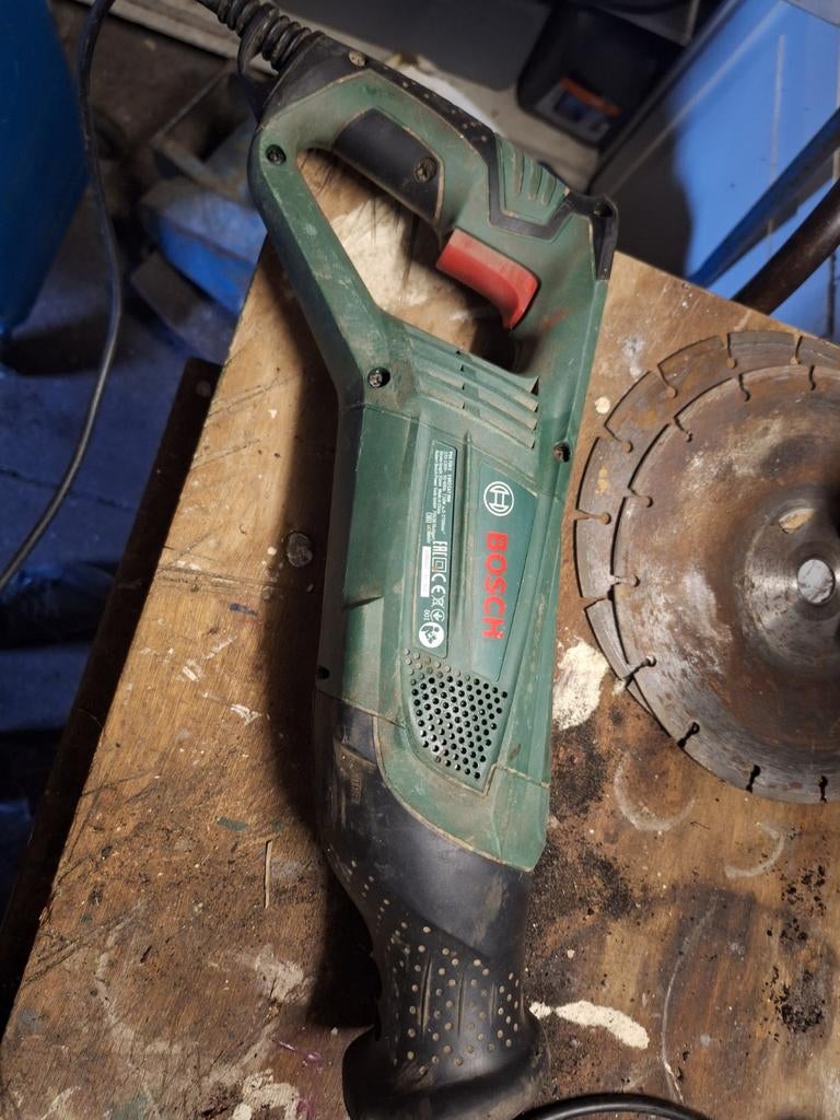 Bosch reciprozaag, Ophalen of Verzenden, 600 tot 1200 watt, Reciprozaag, 70 mm of meer