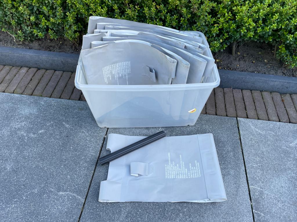 Intex prisma, 12 verbind flappen met plastic stock, Ophalen of Verzenden, Zo goed als nieuw