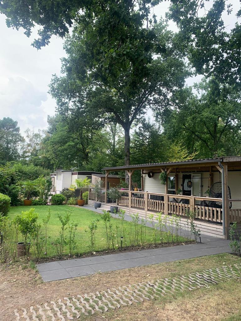 Te Koop: Prachtig Chalet op Recreatiepark Bosbad Hoeven, Tot en met 2