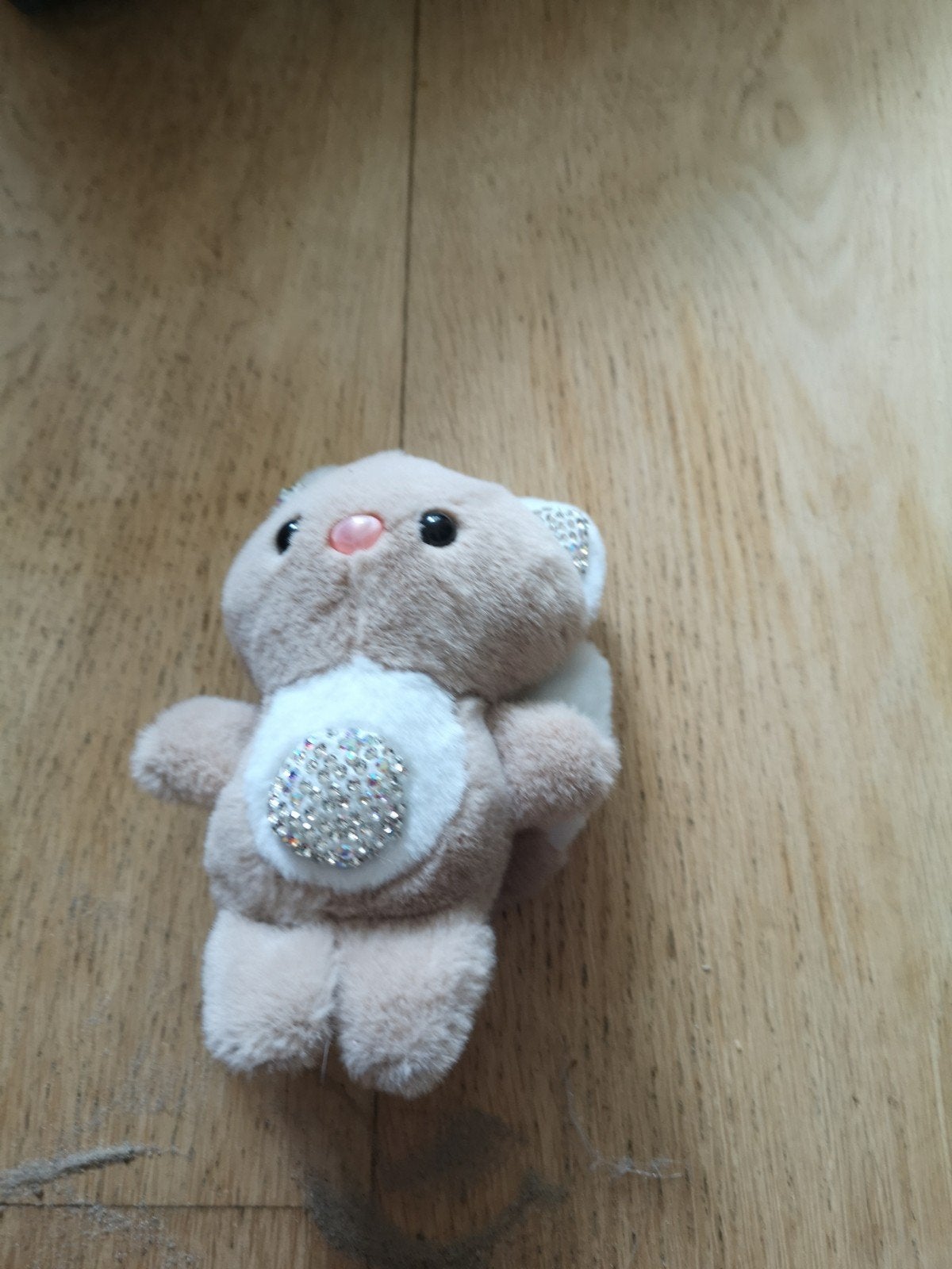 Schattig beertje knuffeltje met glitter buikje, Ophalen, Gebruikt, Beige, Beer