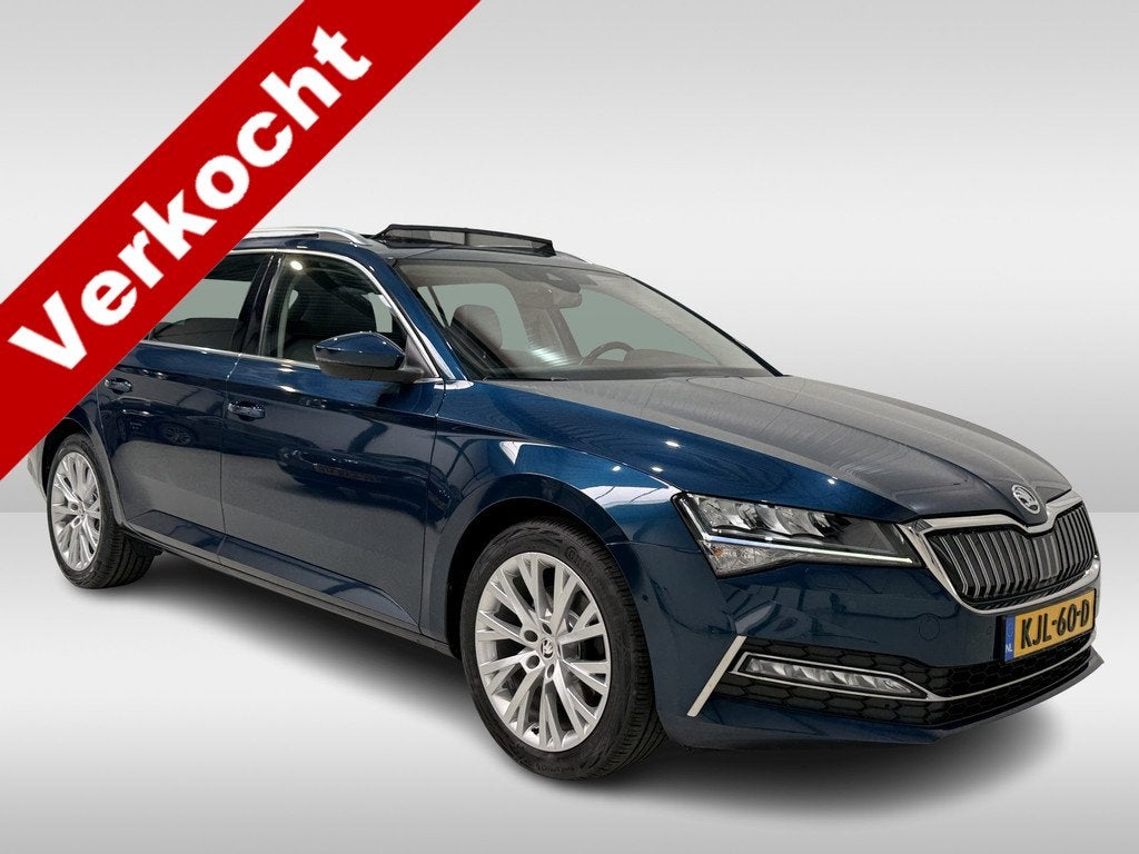 Skoda Superb Combi 1.4 TSI iV Business Edition | Leder | Pan, Auto's, Skoda, Gebruikt, Euro 6, 4 cilinders, Blauw
