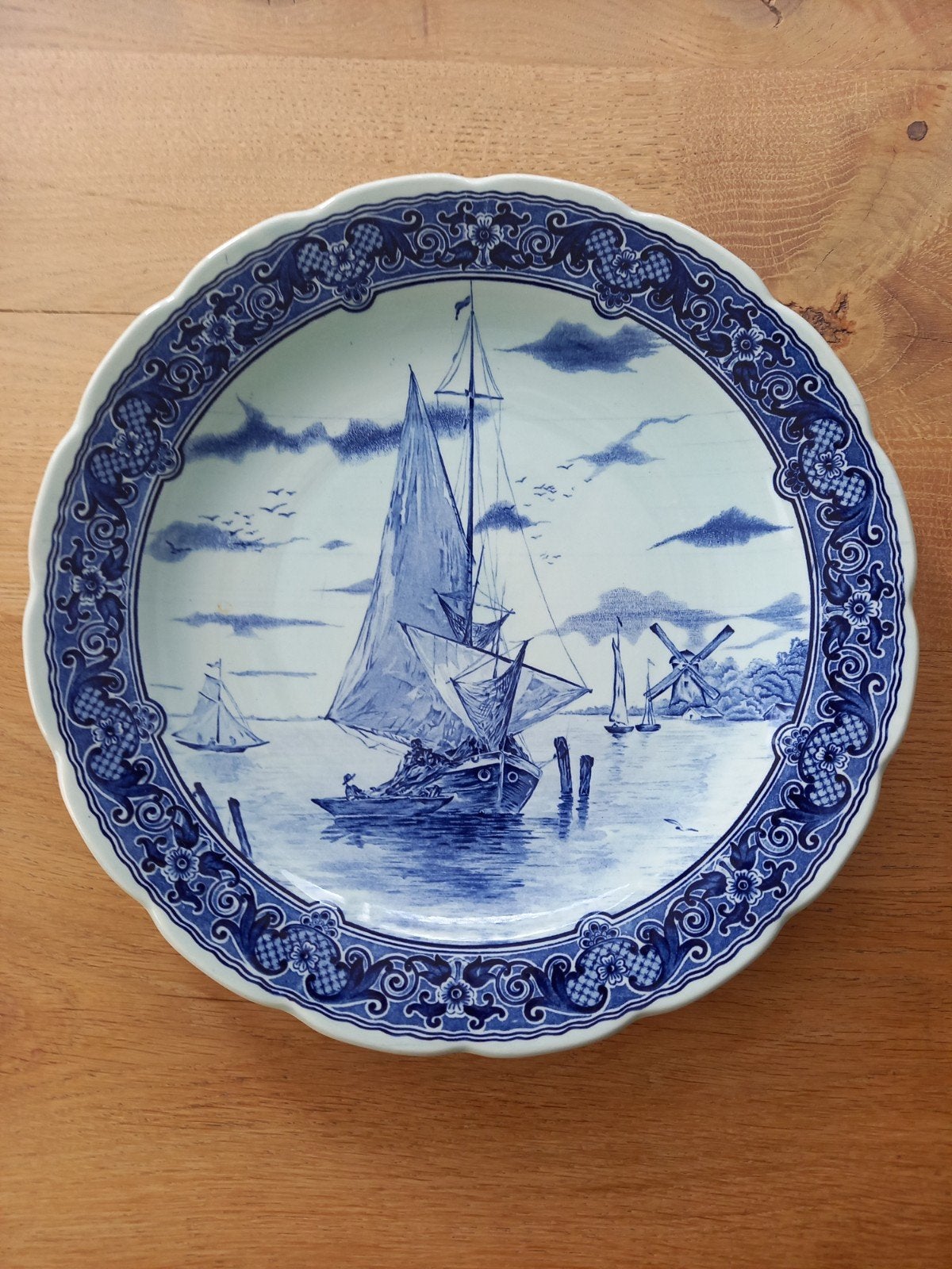 Royal Sphinx Maastricht Delfts Blauw Wandbord Zeilboot, Antiek en Kunst, Ophalen of Verzenden