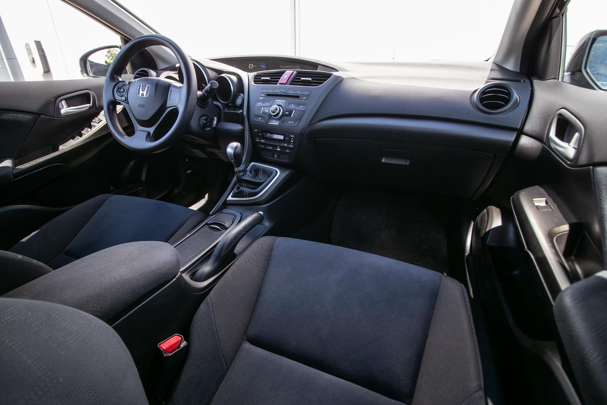 Honda Civic 1.4 Comfort - Dealerond. | Trekhaak | Airco, Auto's, Honda, Voorwielaandrijving, Dealer onderhouden, Stof, Gebruikt