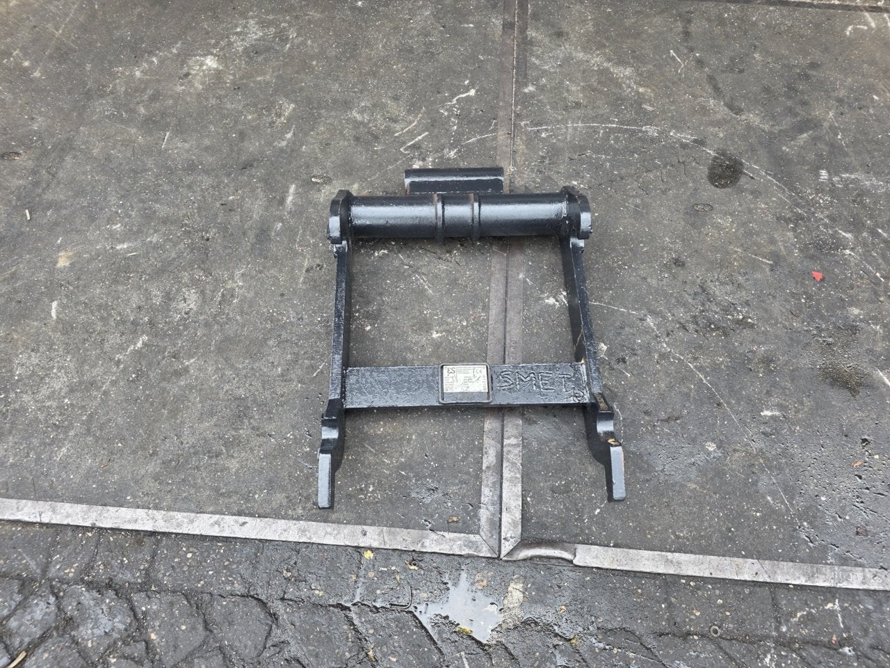 ophangbeugel cw30, Zakelijke goederen