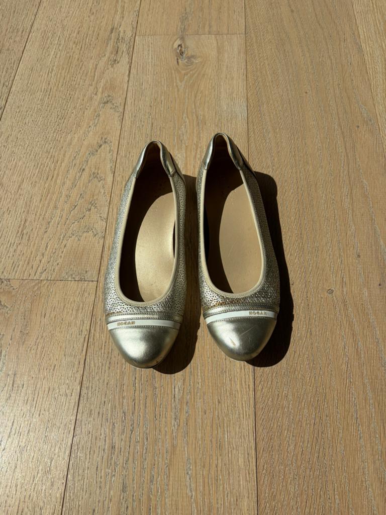 Ballerina’s Hogan maat 38, goudkleurig, Kleding | Dames, Schoenen, Overige kleuren, Zo goed als nieuw, Ballerina's, Ophalen of Verzenden