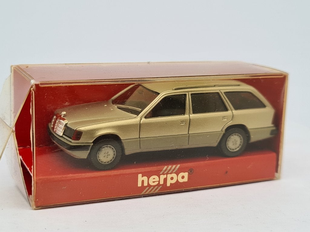 Mercedes Benz 300TE - Herpa 1/87, Verzenden, Zo goed als nieuw, Auto, Herpa