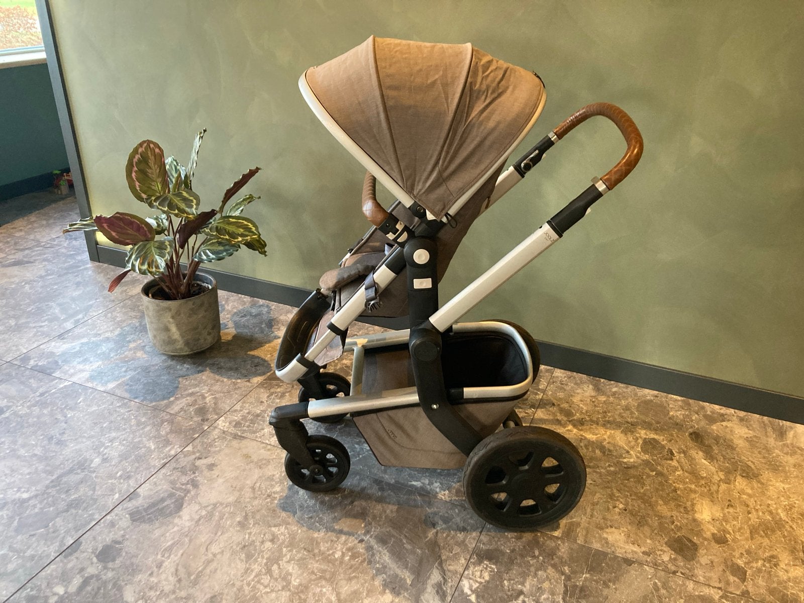 Joolz Day2 kinderwagen met reiswieg - Zo goed als nieuw, Kinderen en Baby's, Ophalen of Verzenden, Zo goed als nieuw, Kinderwagen