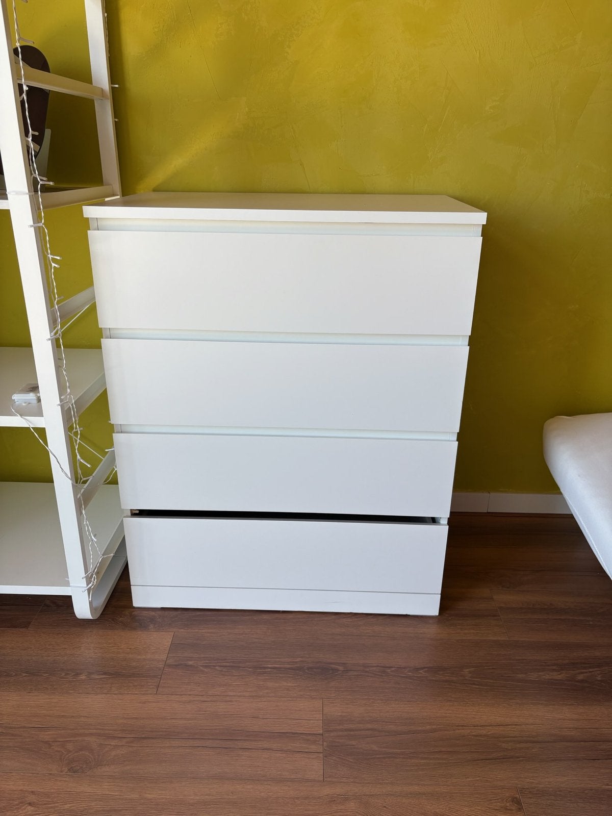 IKEA Malm ladekast met 4 lades - Wit, Ophalen, 100 tot 150 cm, 50 tot 100 cm, Zo goed als nieuw