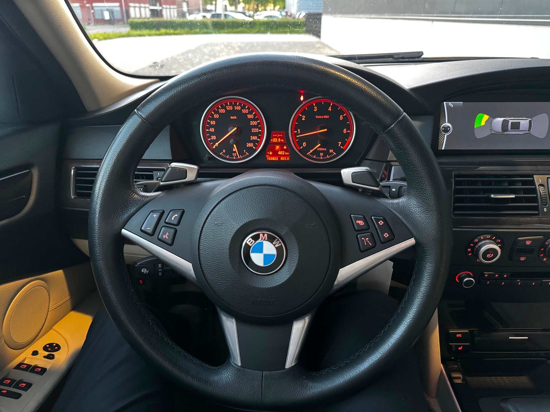 BMW 5-serie Touring 550i/HEADUP/ACC/XENON/LEDER/SOFTCLOSE/NA, Achterwielaandrijving, Gebruikt, 367 pk, Zwart