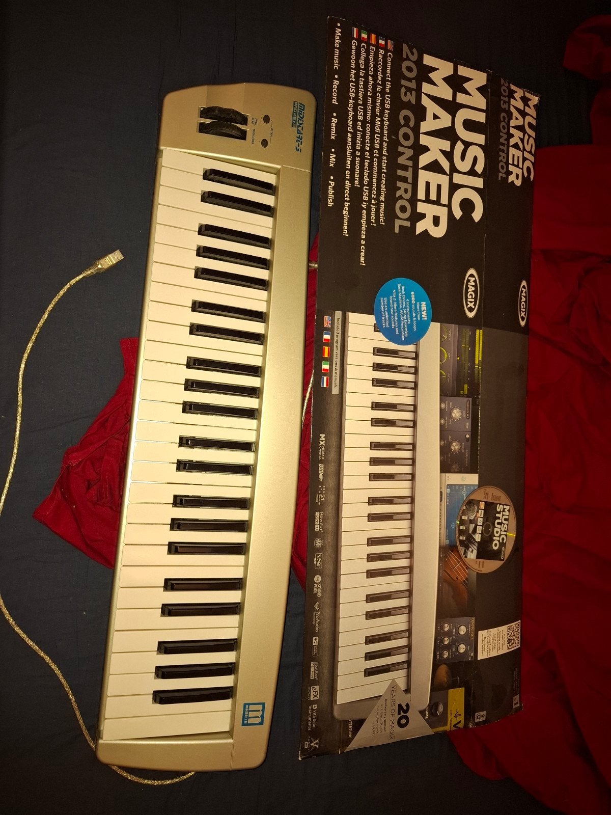 MAGIX Music Maker 2013 Control MIDI Keyboard, Muziek en Instrumenten, Keyboards, Gebruikt, Midi-aansluiting, Ophalen, 49 toetsen
