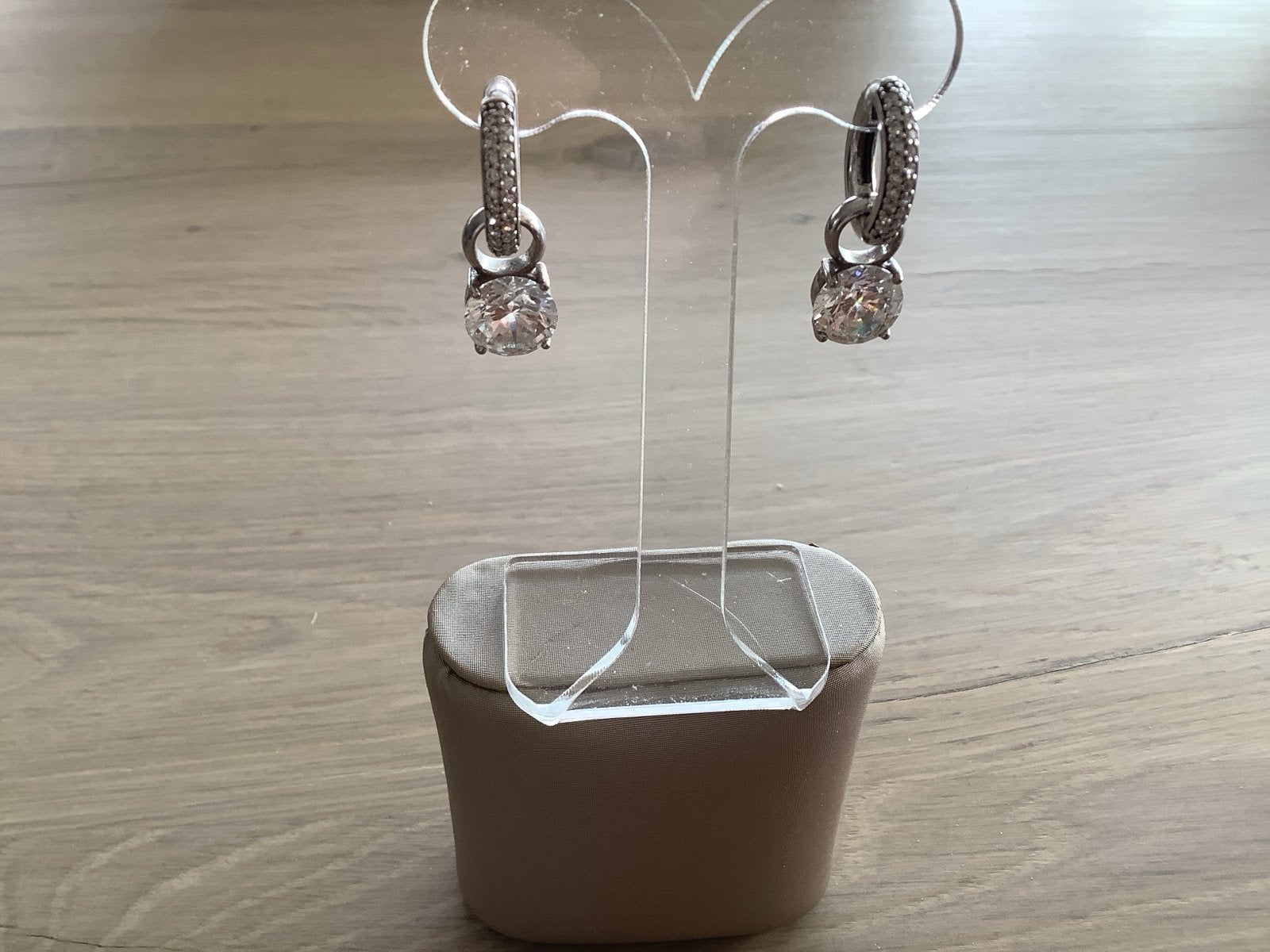 Tisento Zilveren Oorbellen met Zirkonia, Met kristal, Hangers, Ophalen of Verzenden, Zo goed als nieuw