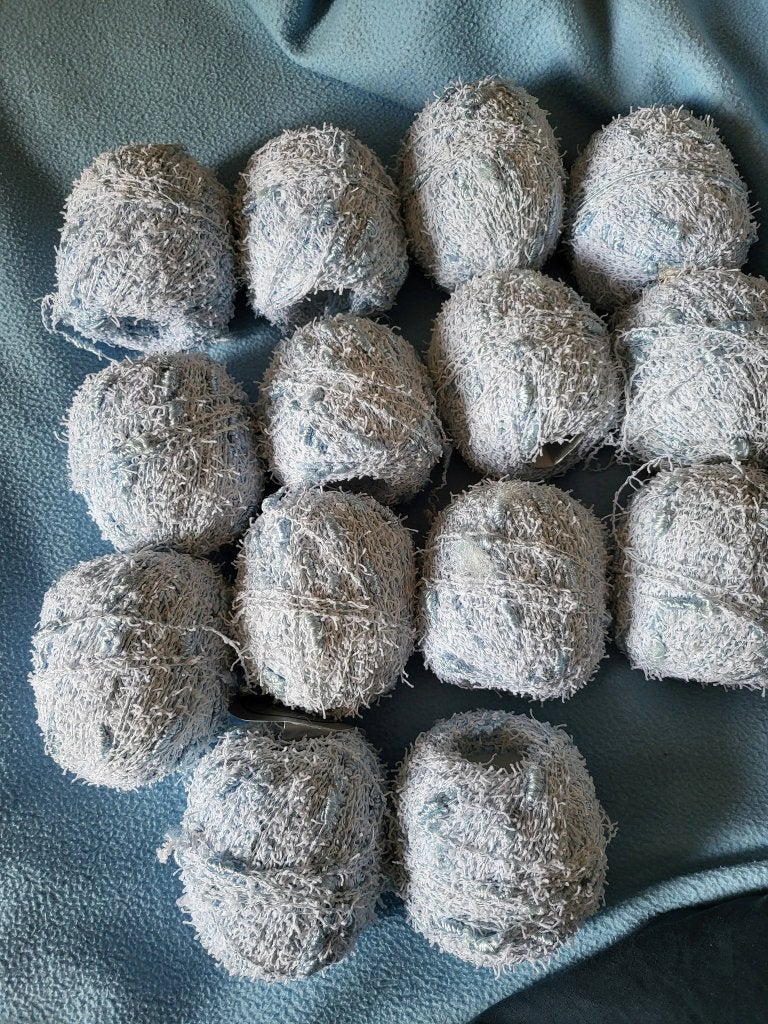 14 bollen lichtblauw fantasie garen, Ophalen, Nieuw, Breien of Haken, Wol of Garen