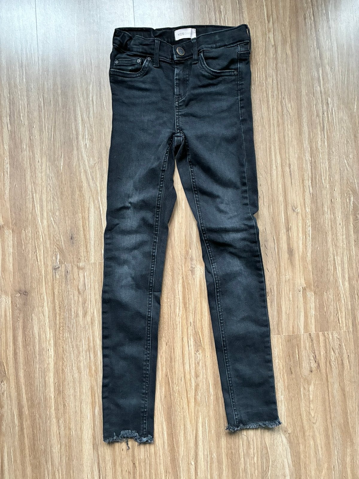 Only Kids Zwarte Spijkerbroek Maat 134 (skinny broek jeans), Ophalen of Verzenden, Zo goed als nieuw, Zwart, W27 (confectie 34) of kleiner