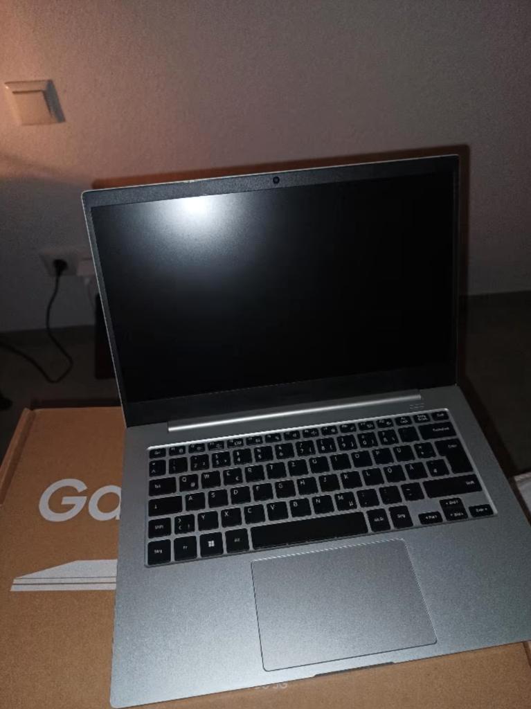 Samsung laptop, Computers en Software, Ophalen, HDD, Qwerty, 14 inch