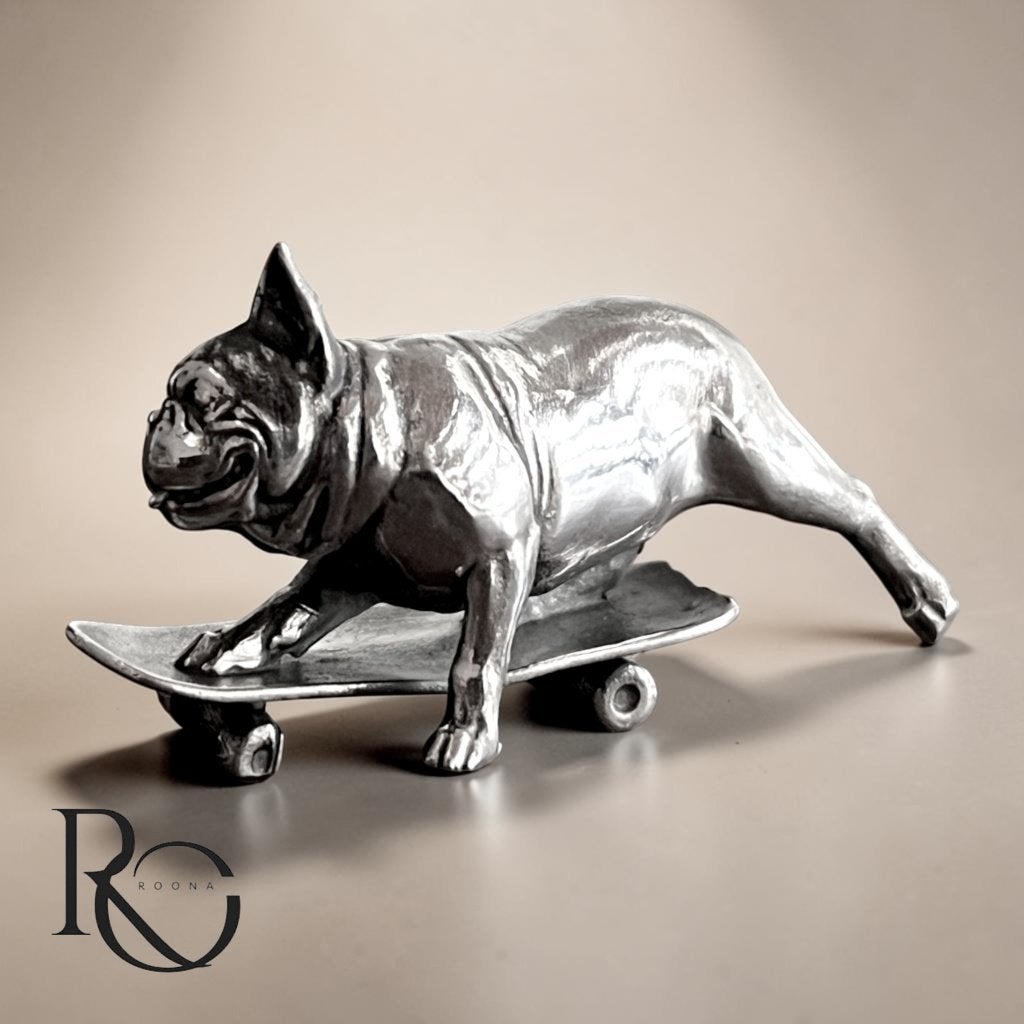 Zilveren Franse bulldog op skateboard – 925 sterling zilver, Ophalen of Verzenden, Zilver