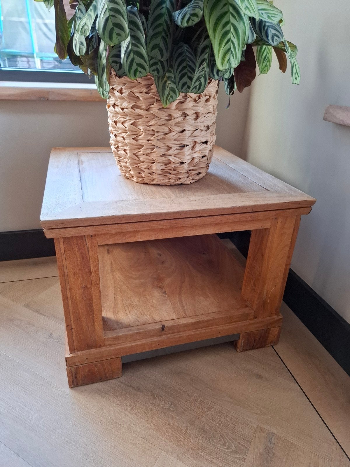 Zware kwaliteit Indische Teak Bijzettafel / Salontafel, Minder dan 45 cm, Minder dan 55 cm, Gebruikt, Vierkant
