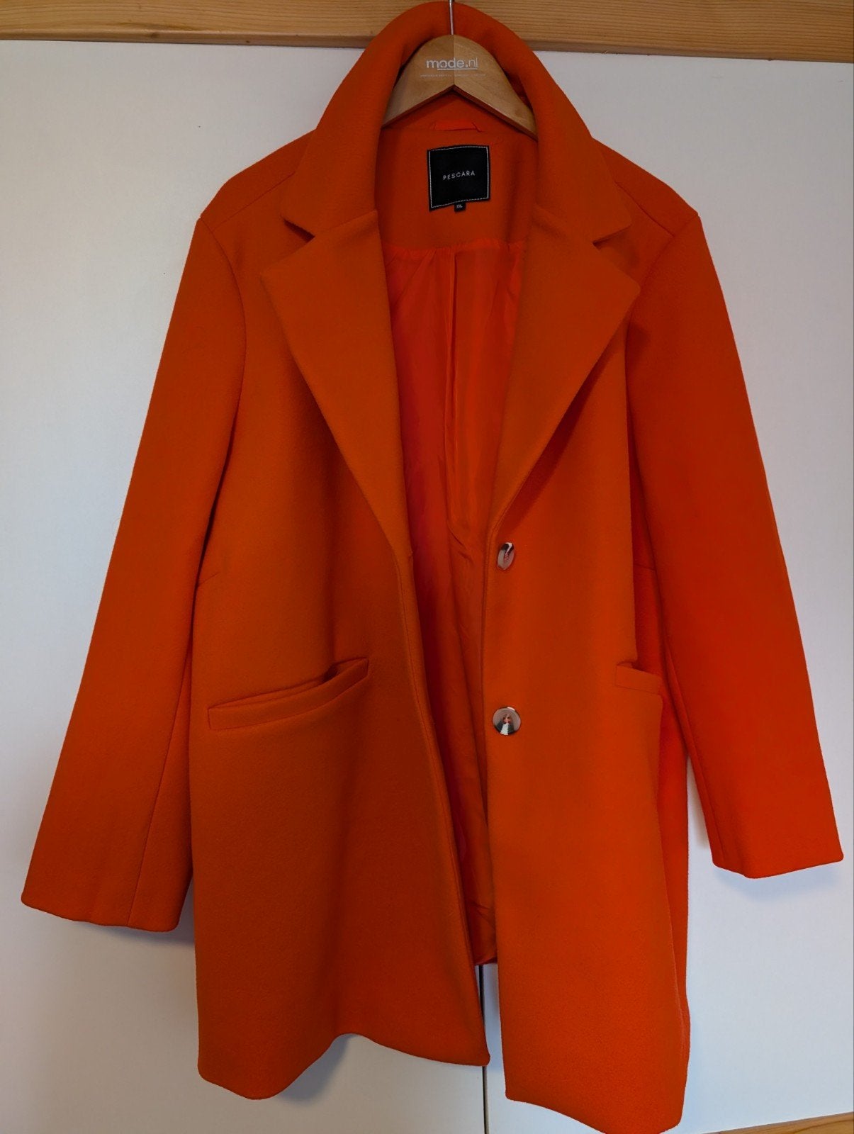 Nieuw Oranje jas van Pescara, maat XXL, Maat 46/48 (XL) of groter, Pescara, Oranje, Ophalen of Verzenden