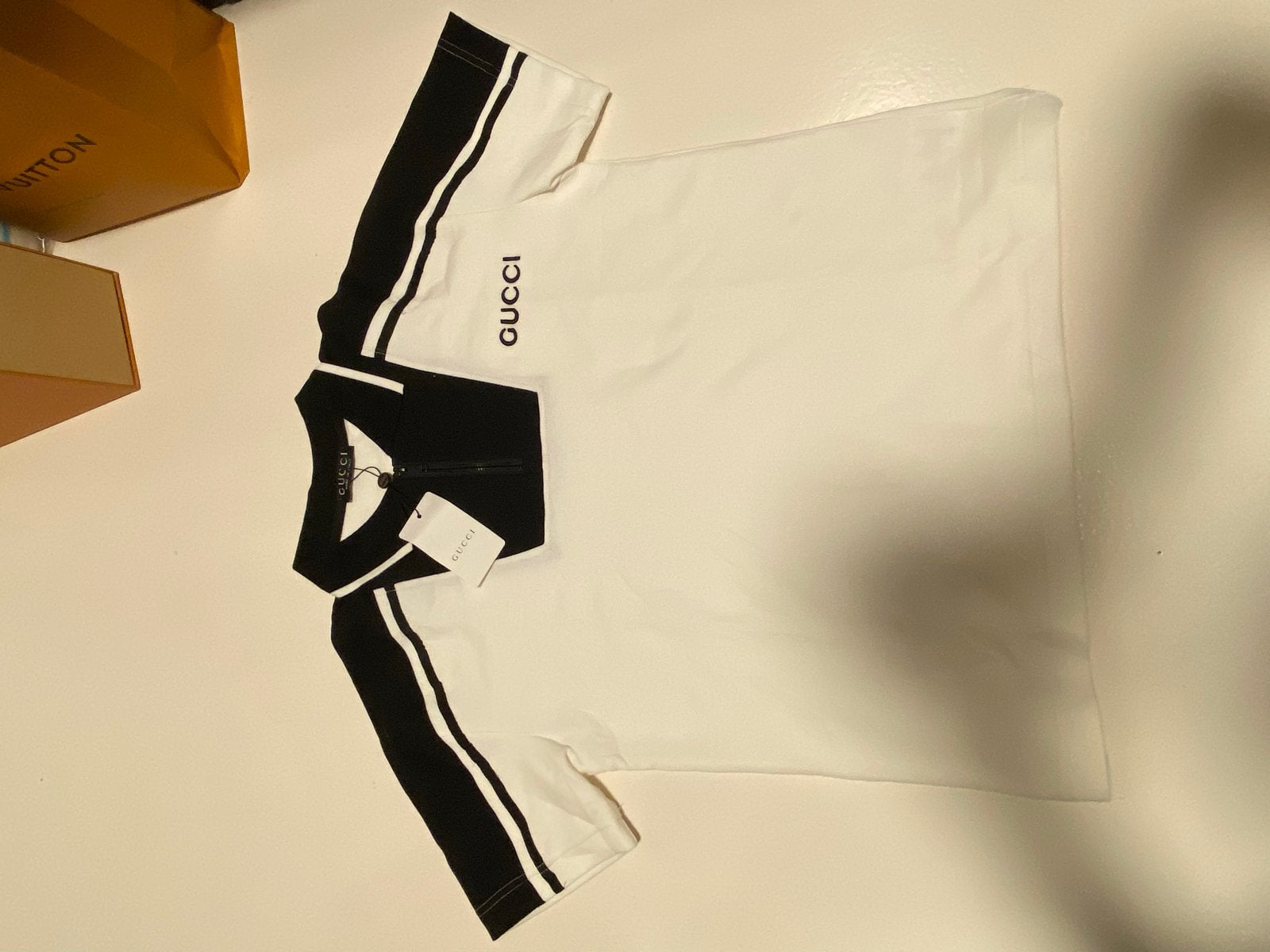 Gucci T-shirt met rits en strepen - Nieuw met kaartjes, Ophalen of Verzenden, Nieuw, Maat 52/54 (L), Wit