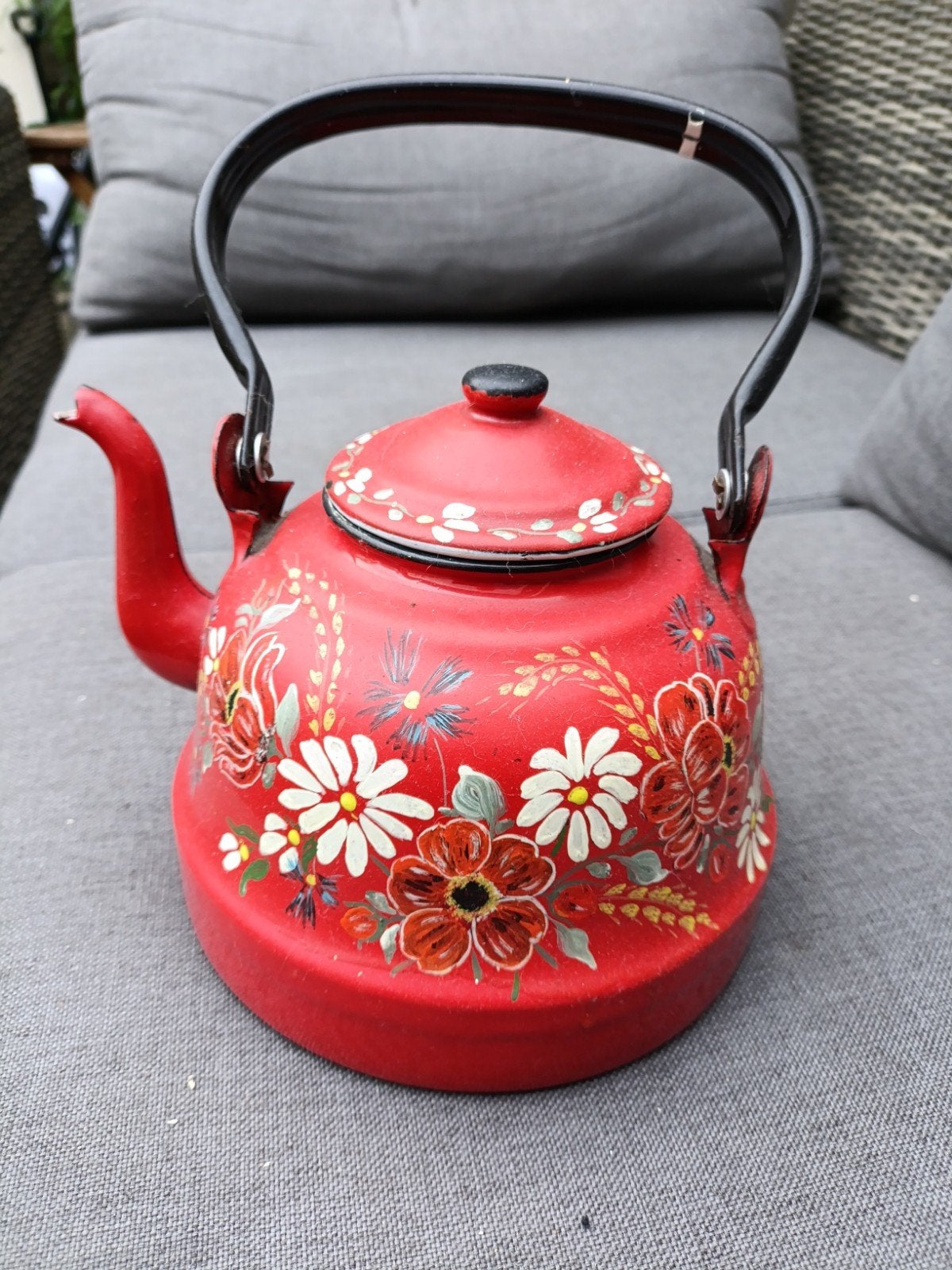 Vintage Rode Theepot met Bloemenpatroon, Antiek en Kunst, Ophalen of Verzenden