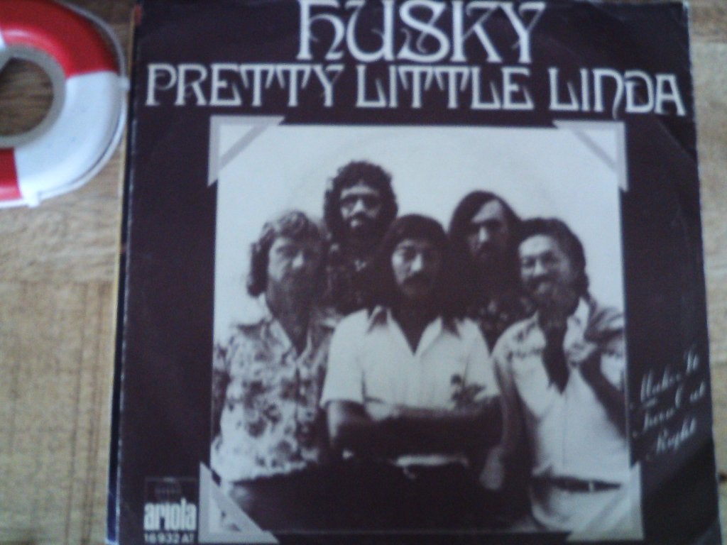 husky - pretty little linda  17jun, Fotohoes, Ophalen of Verzenden, Zo goed als nieuw, Pop