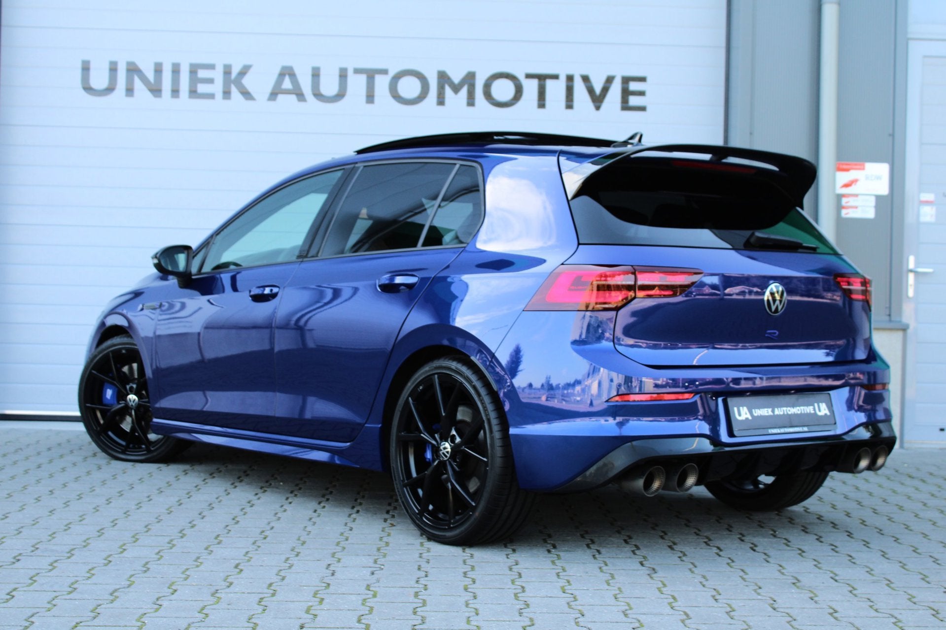 Volkswagen Golf 2.0 TSI R 4M R20 PERFORMANCE | 20 JAHRE | AK, Auto's, Automaat, Dealer onderhouden, Gebruikt, Zwart