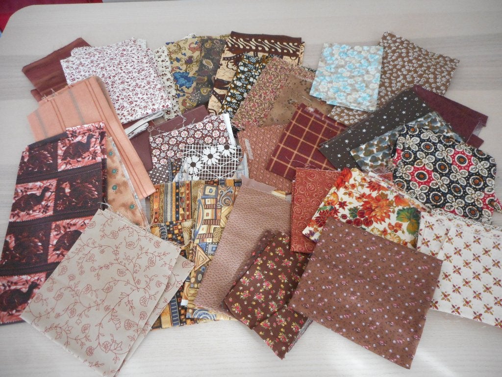Pakket lapjes, stof in de kleur tint bruin, patchwork, quilt, Hobby en Vrije tijd, Stoffen en Lappen, Bruin, Ophalen of Verzenden