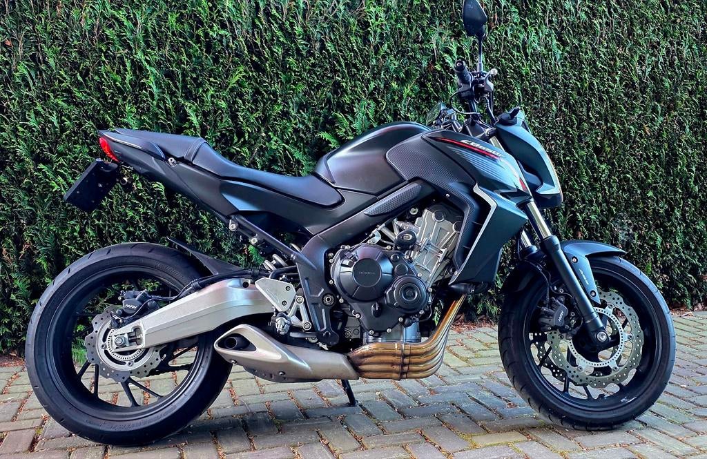 Honda CB650F (2016) - Slechts 16.500km - zeer nette staat, 4 cilinders, Motorrijbewijs A, Gebruikt, Particulier