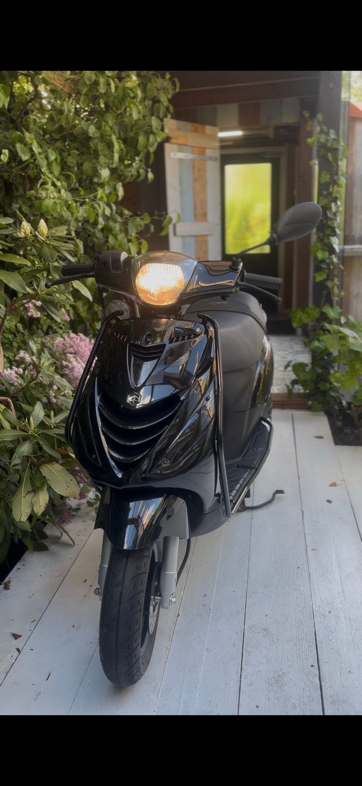 Piaggio Zip iGET 2018 - (2500KM), Ophalen, Zo goed als nieuw, Maximaal 45 km/u, Zip