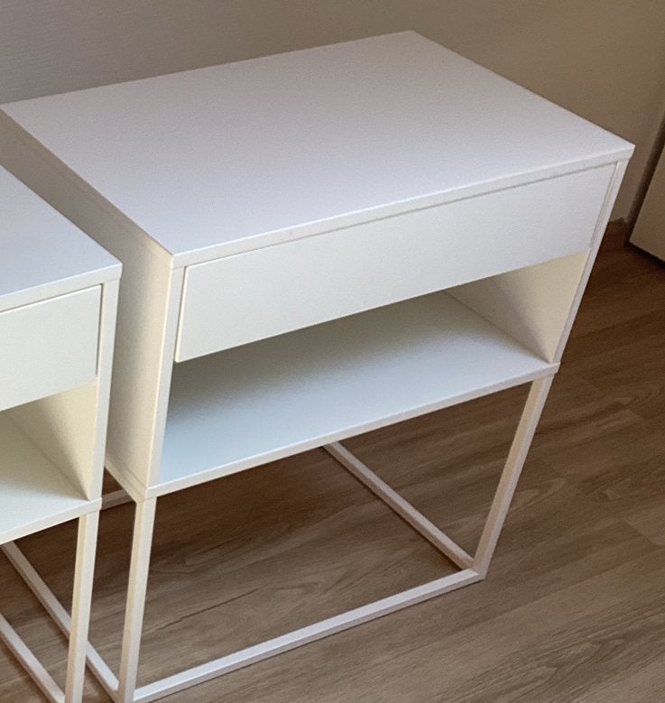 1 IKEA Vikhammer Nachtkastje - Wit met Lade h 65, b 50, d 39, Ophalen, Gebruikt, Metaal of Aluminium, 55 tot 70 cm