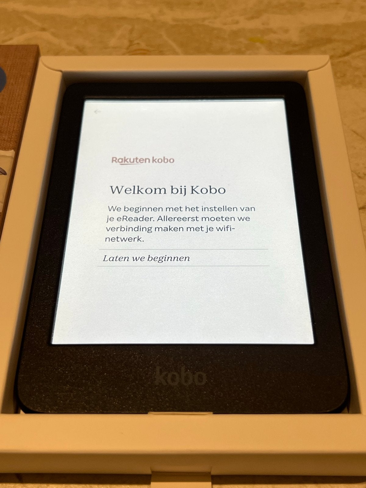Kobo Clara Colour e-reader - Nieuw in doos, Ophalen of Verzenden, Nieuw, 6 inch of minder