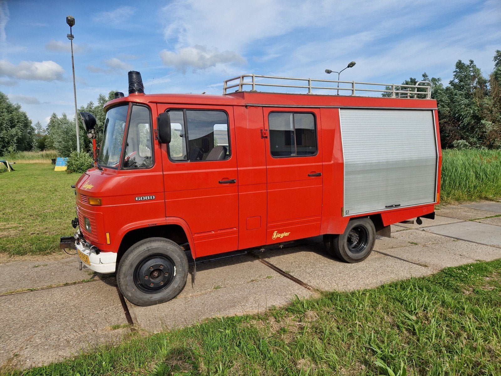 brandweerwagen bel.vrij B rijbewijs, Caravans en Kamperen, Campers, Automaat, Buscamper of Camperbus, Mercedes-Benz, Diesel