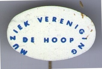 Muziek vereniging De Hoop blik speldje ( L_205), Verzenden, Zo goed als nieuw, Merk, Speldje of Pin