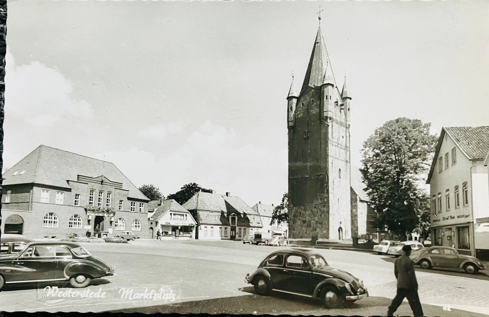 Ansichtkaart met Auto’s DKW en VW Kever in Duitsland, Ophalen of Verzenden, 1960 tot 1980, Ongelopen, Voertuig