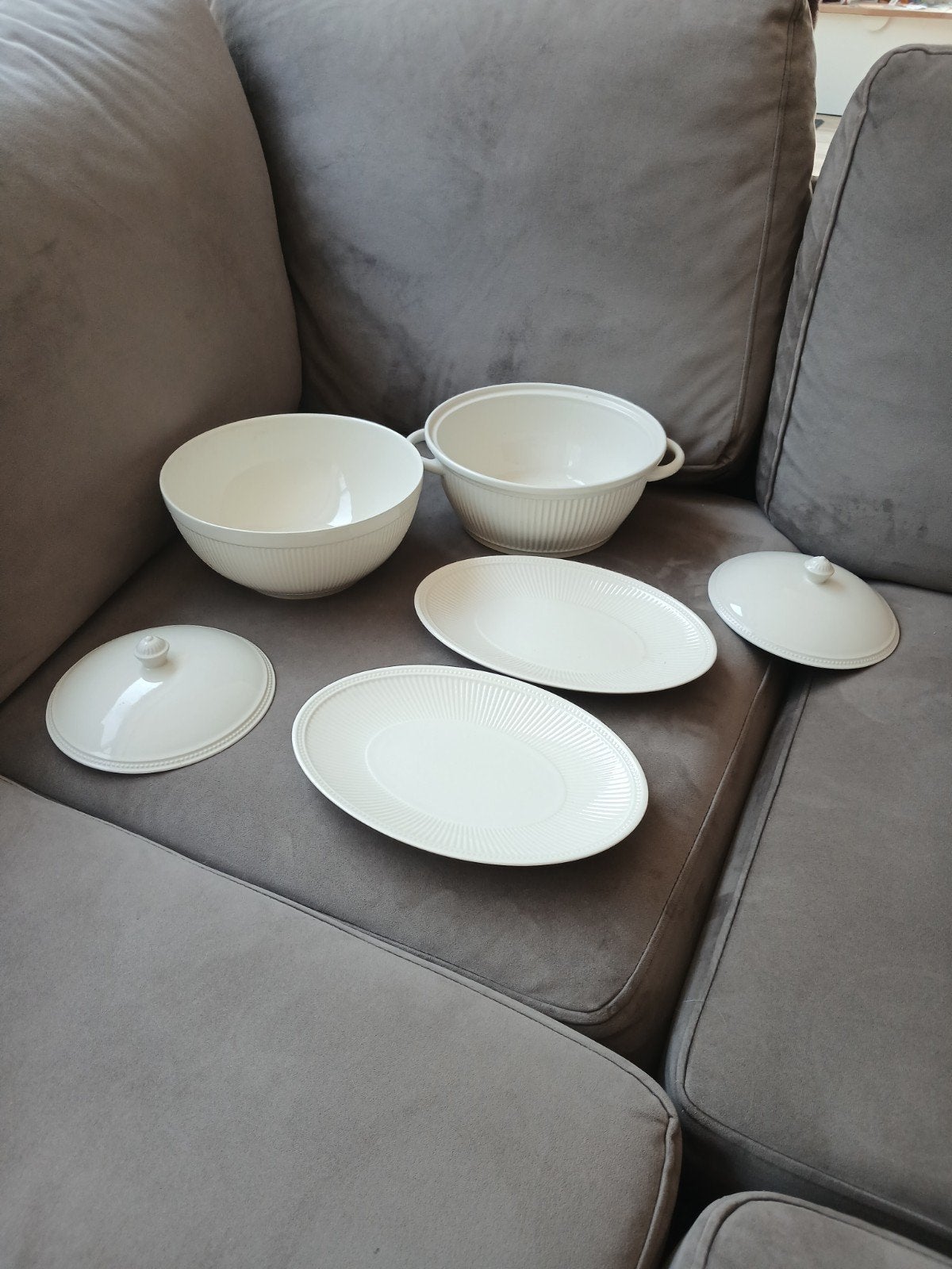 partij 6x wedgewood 2x schaal 26cm schaal 23 cm terrine 23cm, Ophalen of Verzenden