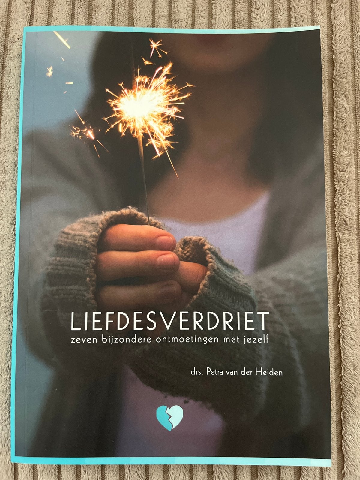 Liefdesverdriet: zeven bijzondere ontmoetingen met jezelf, Boeken, Ophalen of Verzenden, Nieuw, Overige onderwerpen