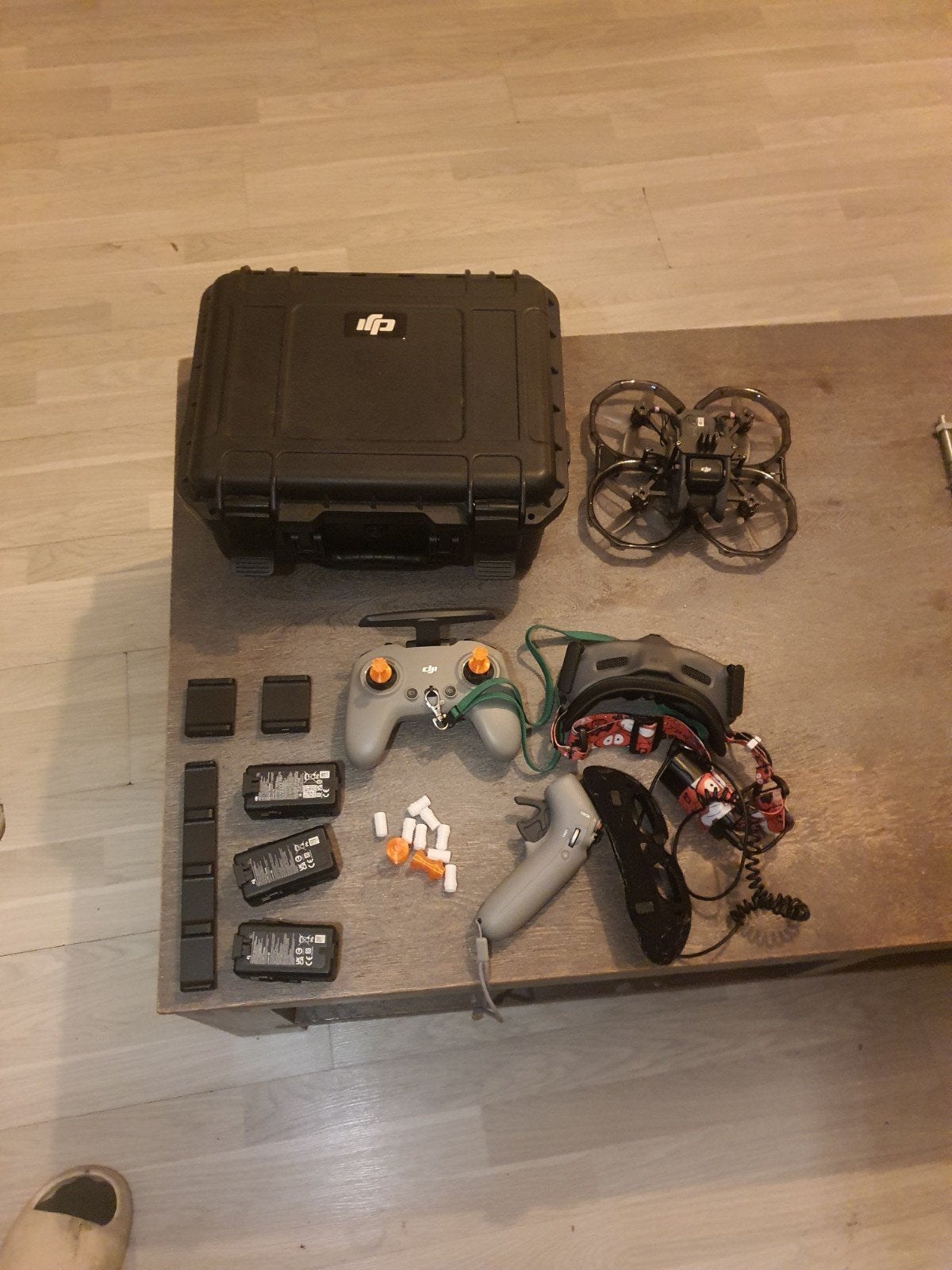 DJI Avata FPV Drone Combo met Goggles en controllers, Audio, Tv en Foto, Ophalen of Verzenden