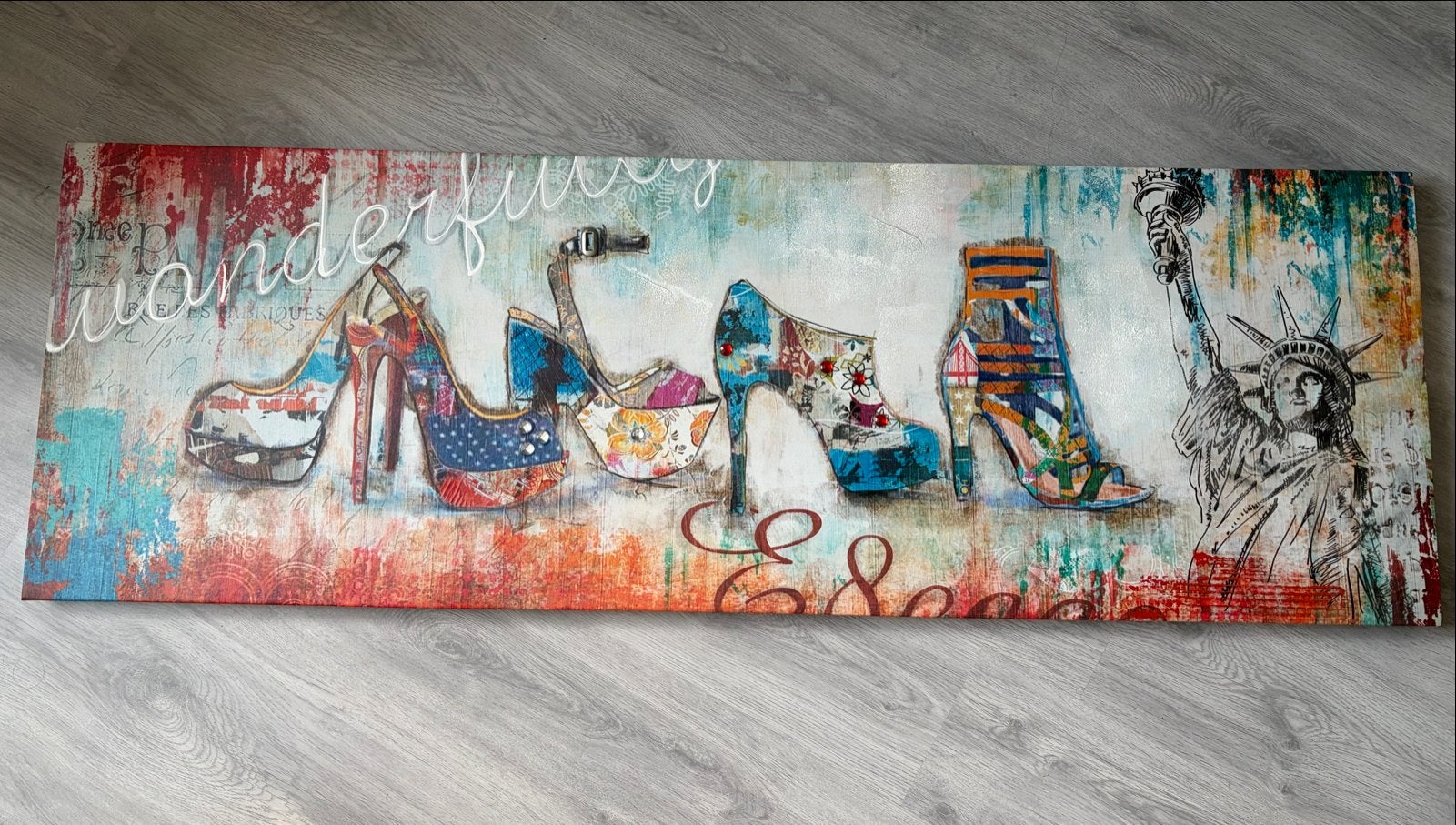Schilderij met hoge hakken en Vrijheidsbeeld, Ophalen, 50 – 75, 125 cm of meer, Zo goed als nieuw