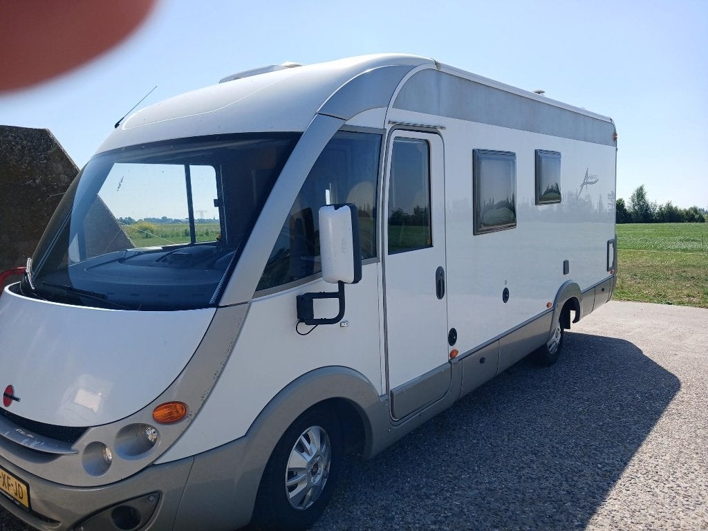 INTEGRAAL CAMPER BURSTNER AVIANO I684 2007, Integraal, Standaard zit, Ringverwarming, Fiat